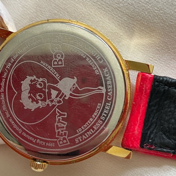 Betty Boop Red Strap Gold Watch - Picture 5 of 12